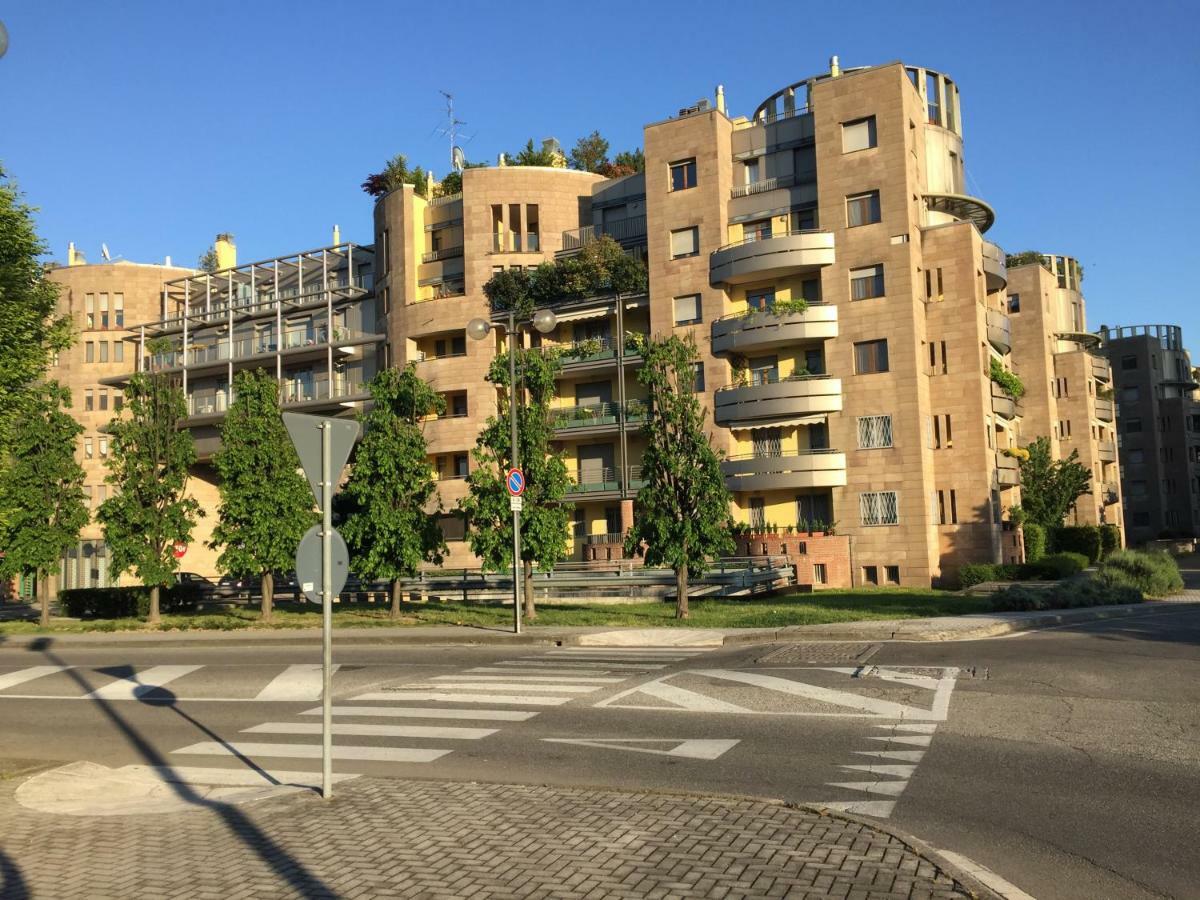 Cozy Penthouse Villa San Donato Milanese Buitenkant foto