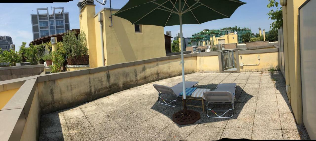 Cozy Penthouse Villa San Donato Milanese Buitenkant foto